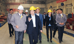 西安市委常委、常務(wù)副市長岳華峰蒞臨西瑪電機調(diào)研指導(dǎo)?！靼膊﹨R儀器儀表有限公司